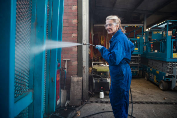 Best Concrete Pressure Washing  in Forsyth, MO
